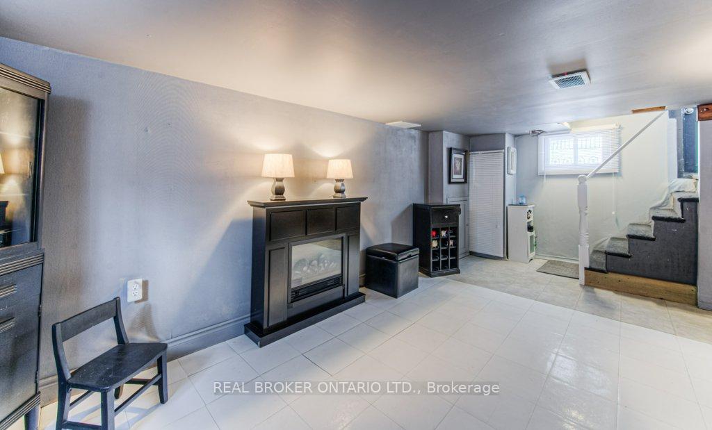 Photo 32 of 60 Blucher Street, Kitchener — HOMEH
