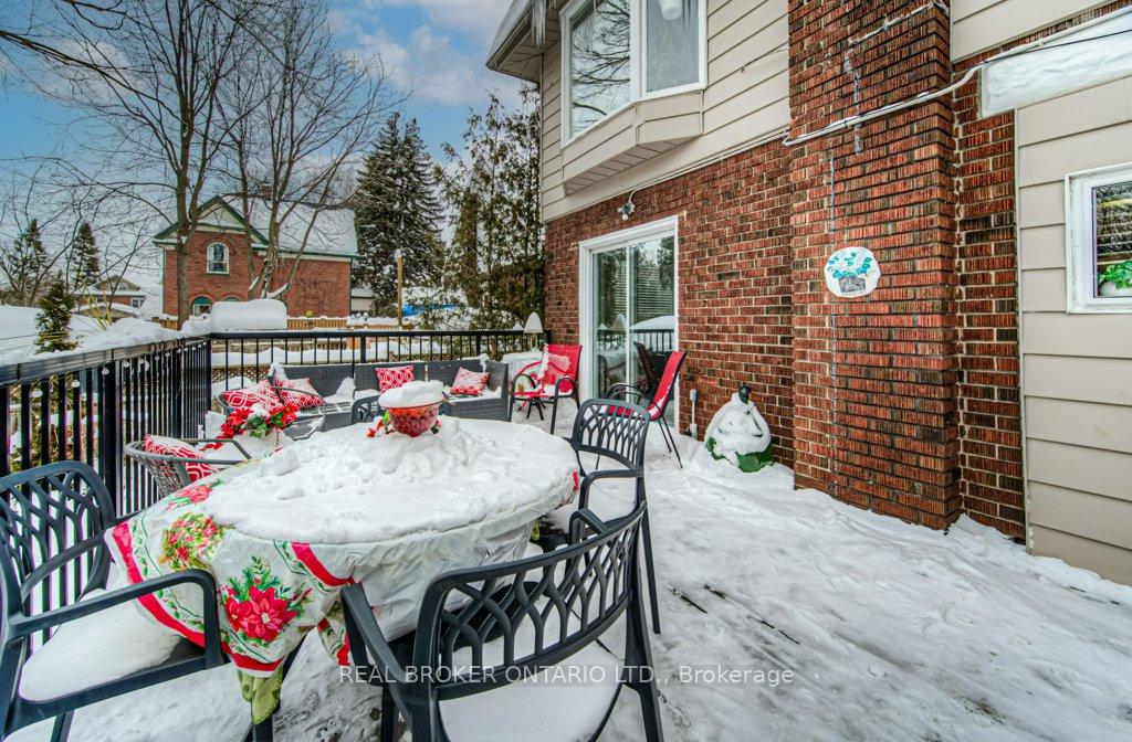 Photo 36 of 60 Blucher Street, Kitchener — HOMEH