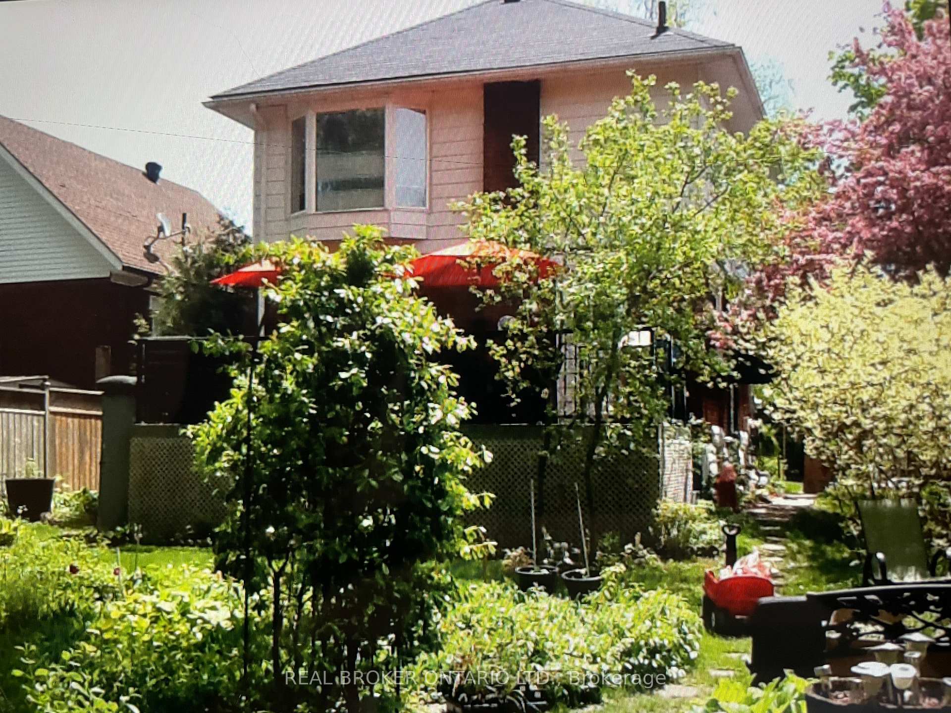 Photo 48 of 60 Blucher Street, Kitchener — HOMEH