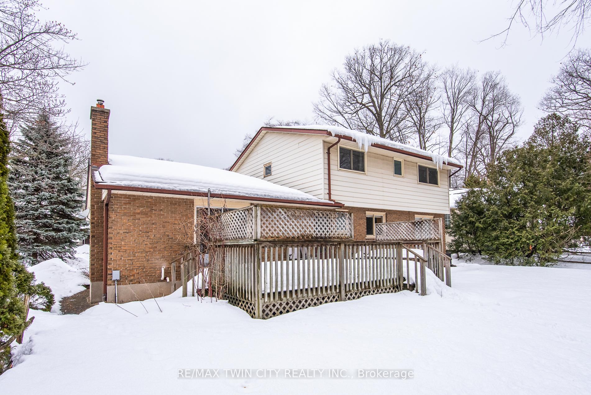 Photo 6 of 159 Shuh Avenue, Kitchener — HOMEH