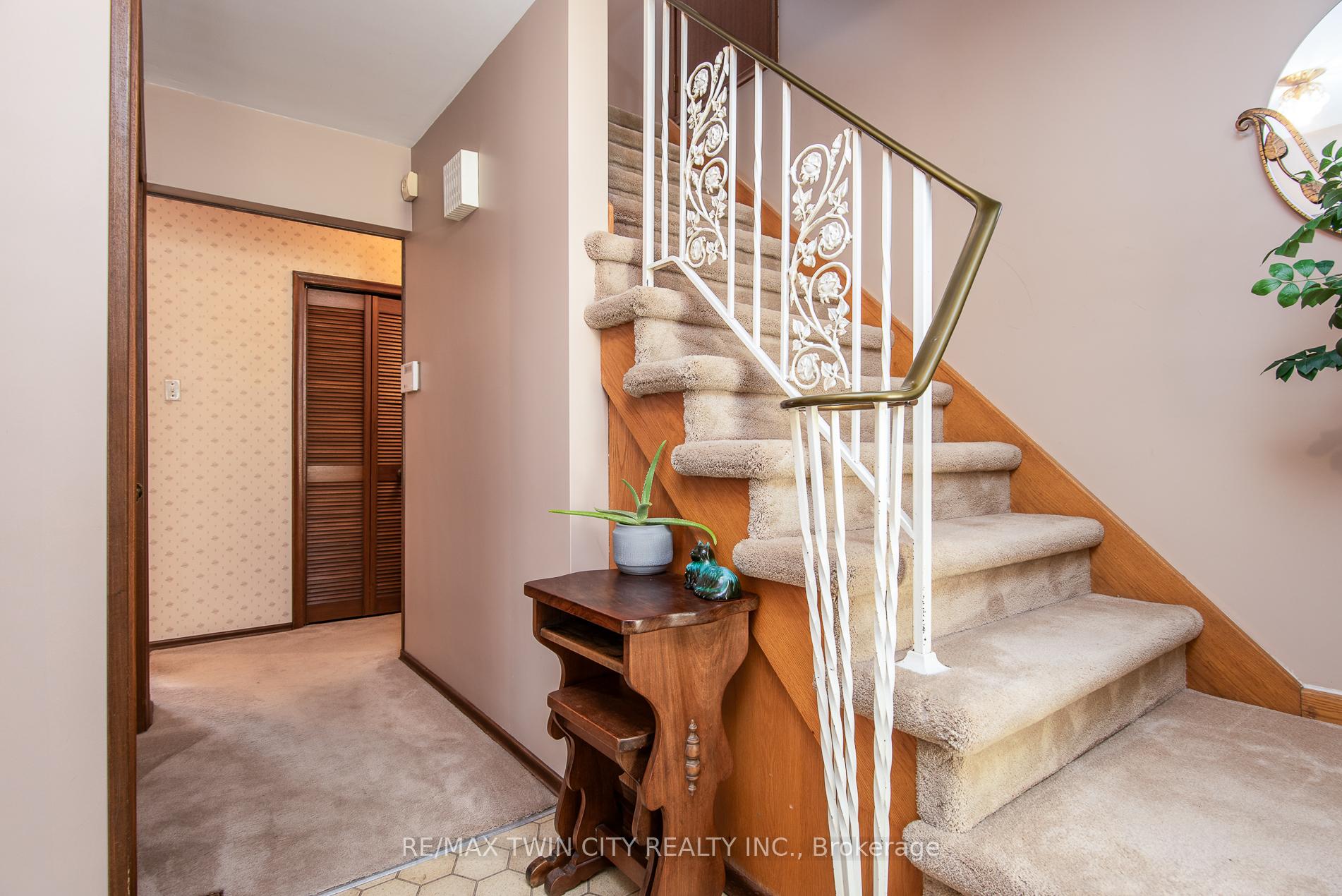 Photo 10 of 159 Shuh Avenue, Kitchener — HOMEH