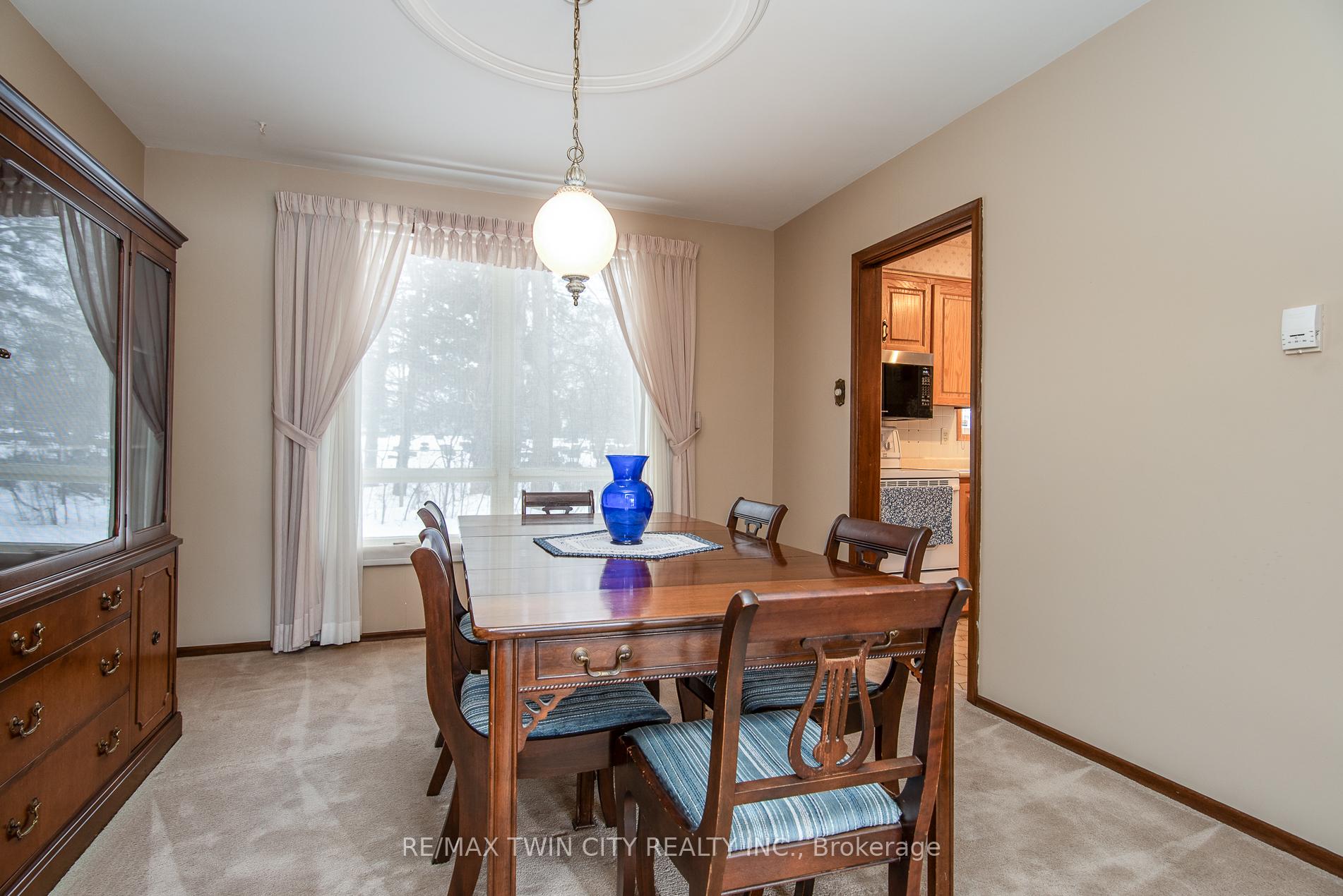 Photo 16 of 159 Shuh Avenue, Kitchener — HOMEH