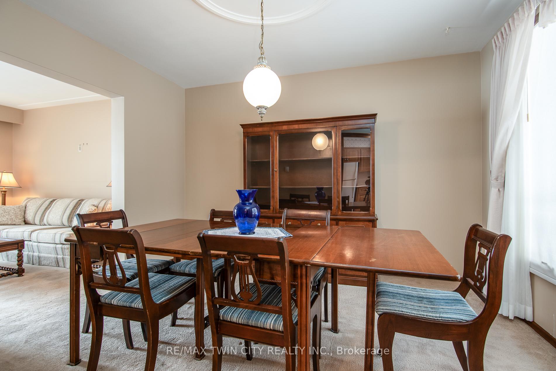 Photo 17 of 159 Shuh Avenue, Kitchener — HOMEH