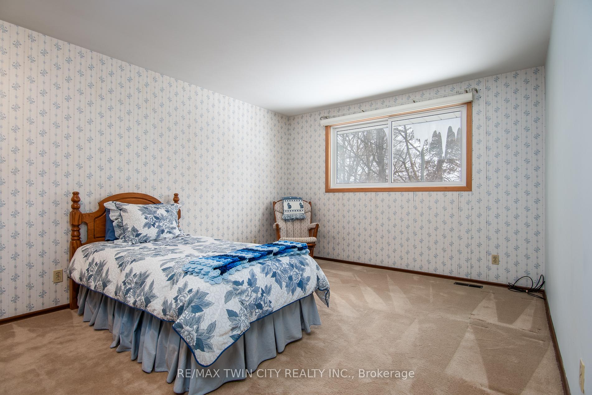 Photo 31 of 159 Shuh Avenue, Kitchener — HOMEH