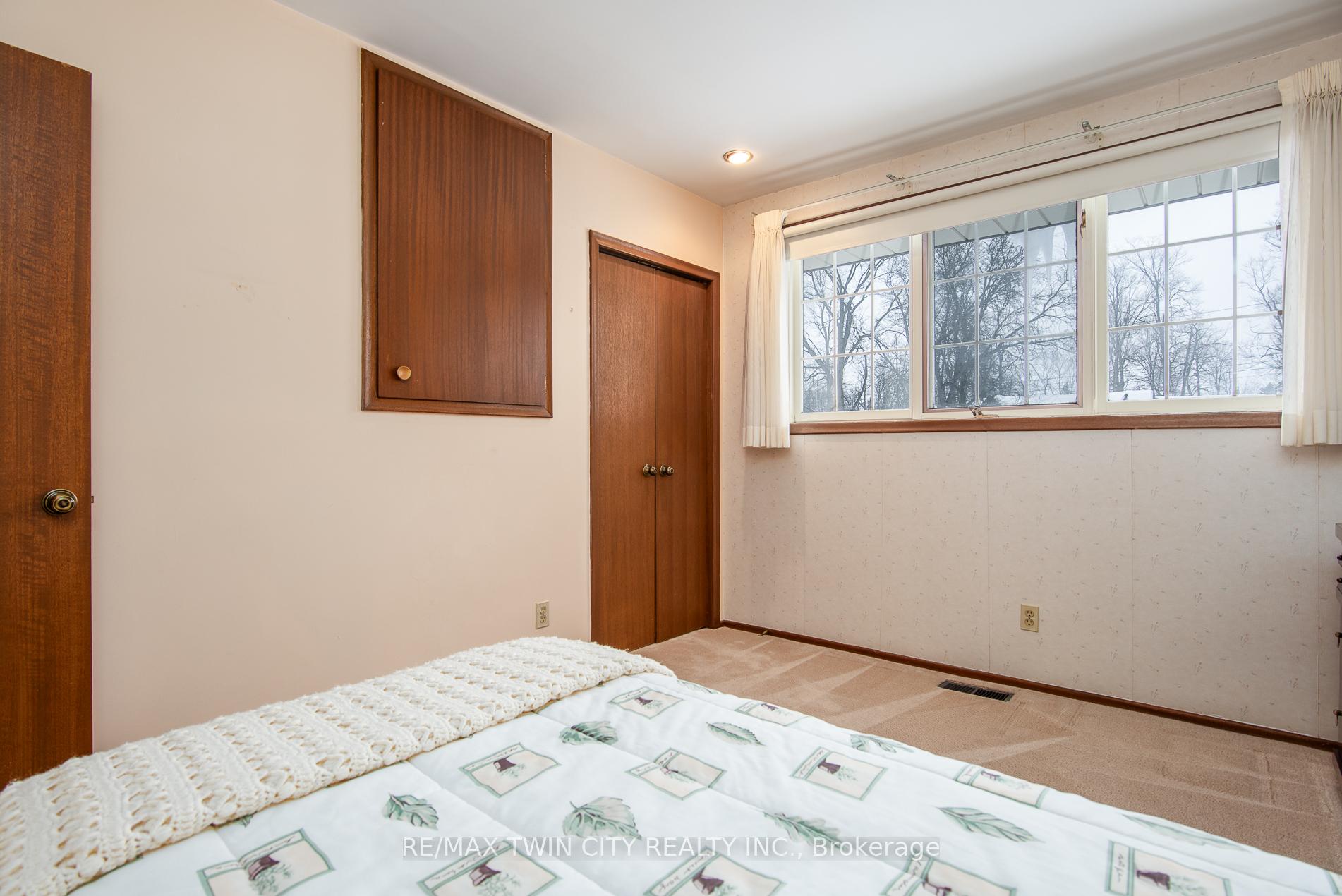 Photo 35 of 159 Shuh Avenue, Kitchener — HOMEH
