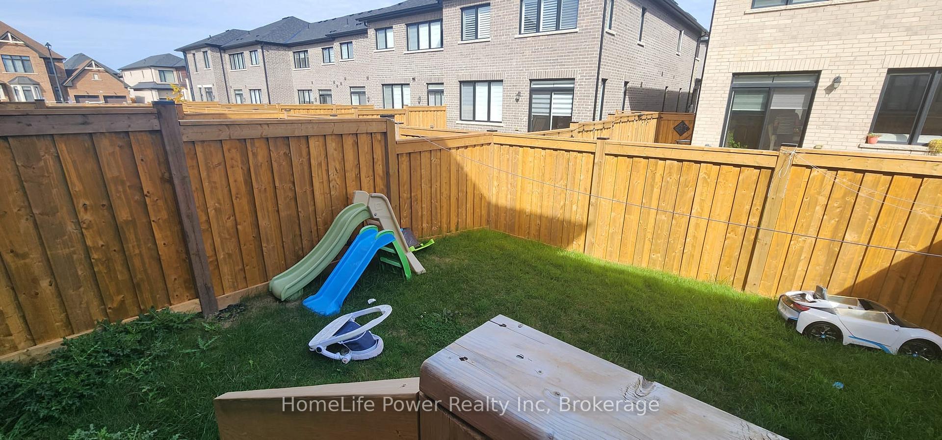 Photo 18 of 1543 Rose way, Milton, Cobban — HOMEH