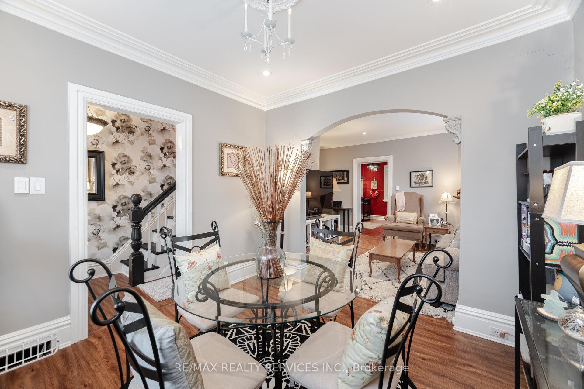 Photo 8 of 337 Upper Sherman Avenue, Hamilton, Raleigh — HOMEH