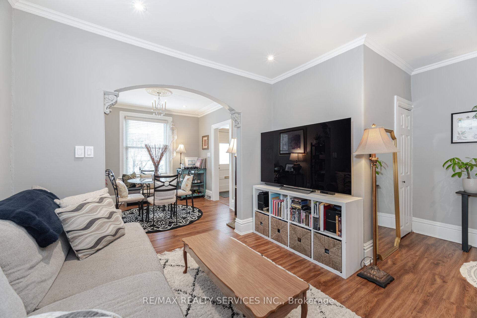 Photo 11 of 337 Upper Sherman Avenue, Hamilton, Raleigh — HOMEH