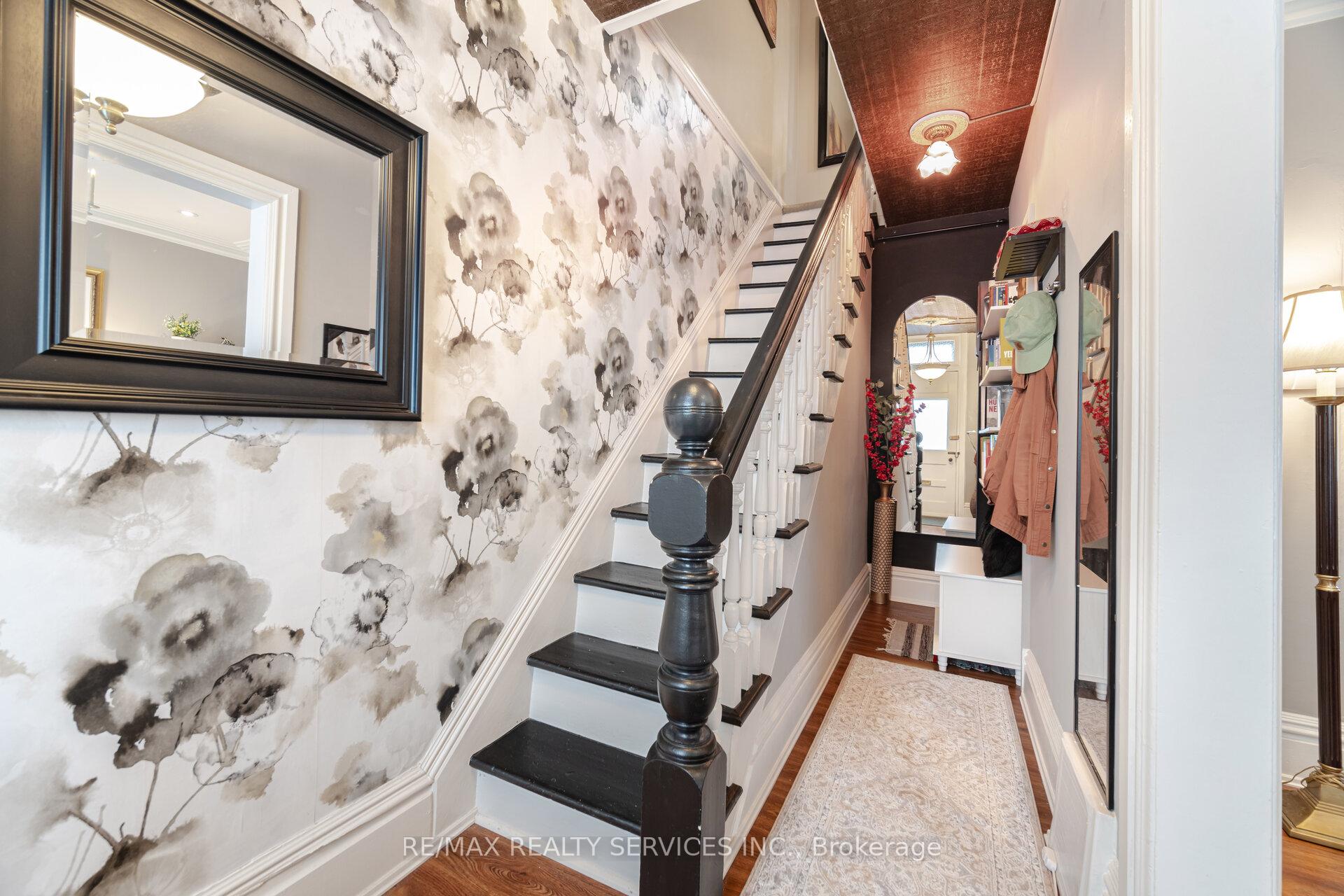 Photo 16 of 337 Upper Sherman Avenue, Hamilton, Raleigh — HOMEH