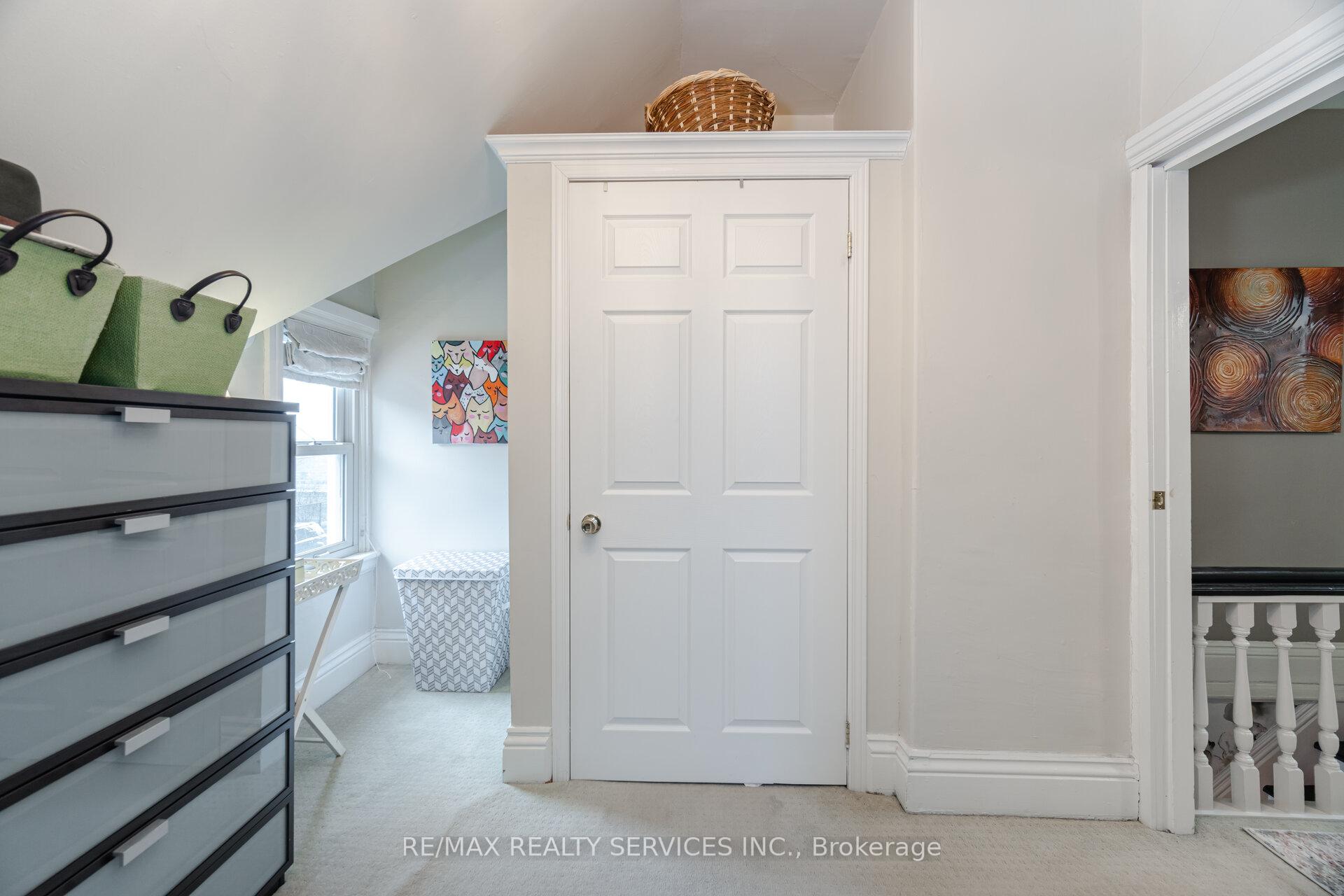 Photo 19 of 337 Upper Sherman Avenue, Hamilton, Raleigh — HOMEH
