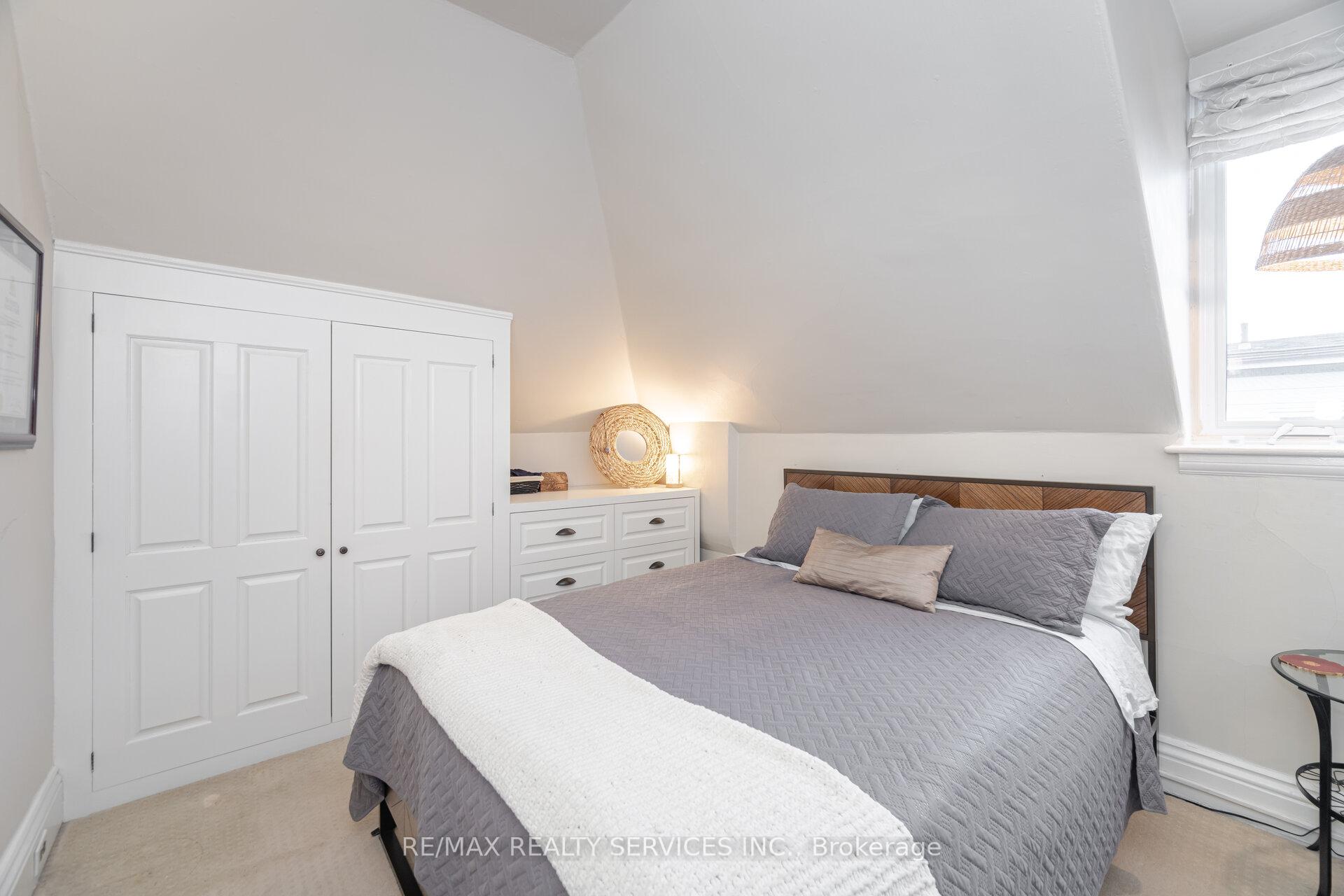 Photo 26 of 337 Upper Sherman Avenue, Hamilton, Raleigh — HOMEH