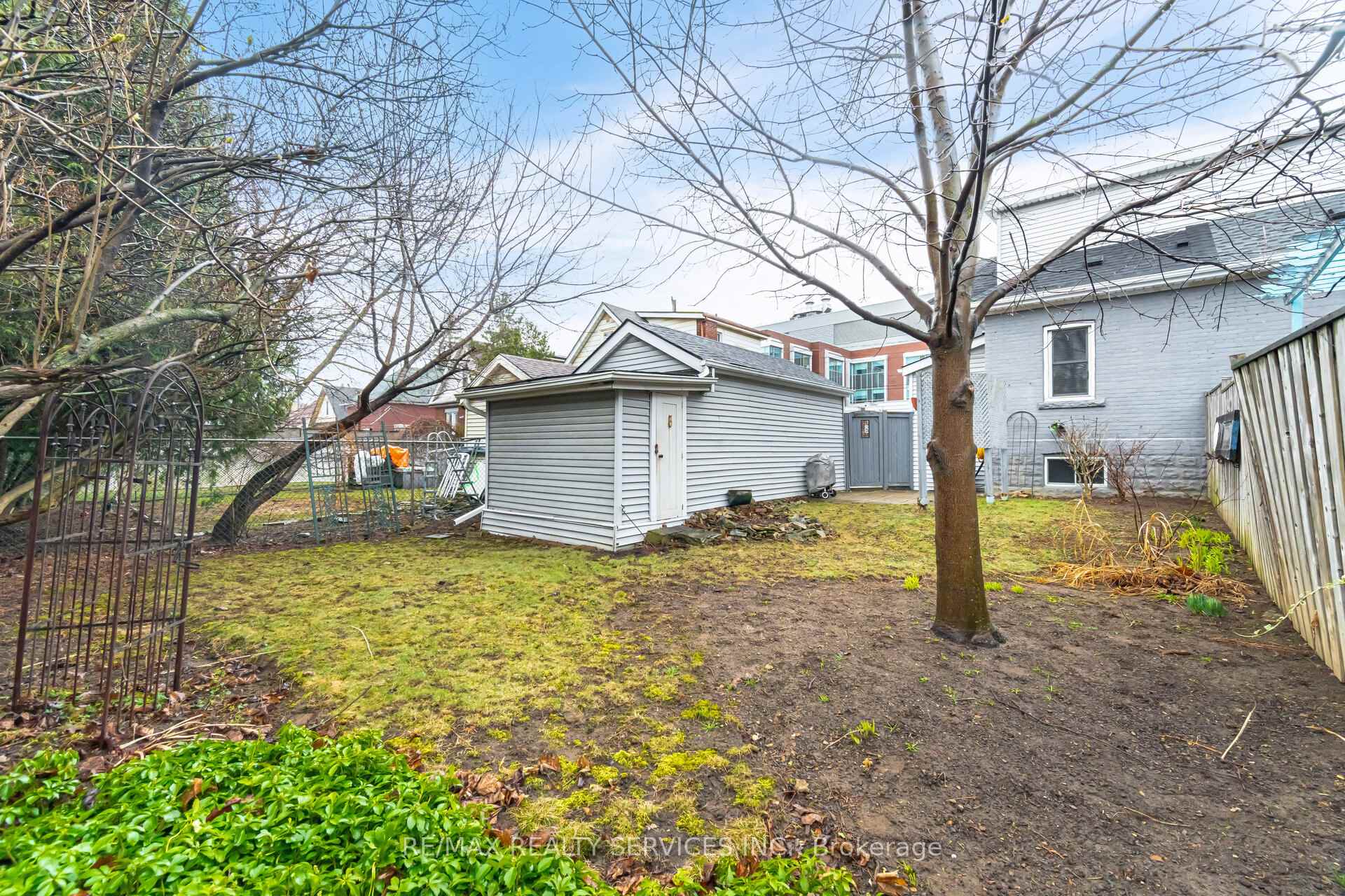 Photo 34 of 337 Upper Sherman Avenue, Hamilton, Raleigh — HOMEH