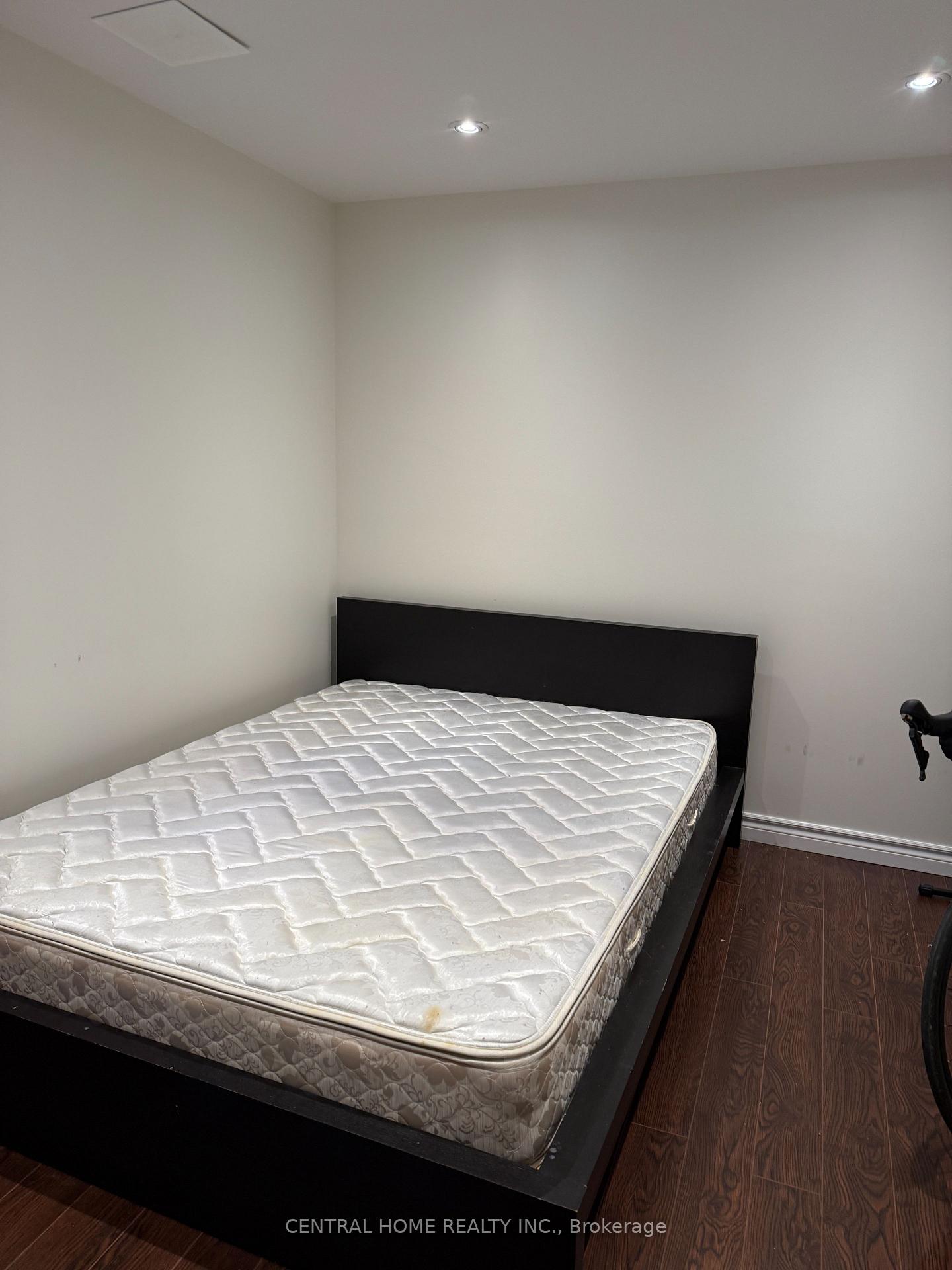 Photo 5 of Unit Bsmt, 625 Country Glen Road, Markham, Cornell — HOMEH