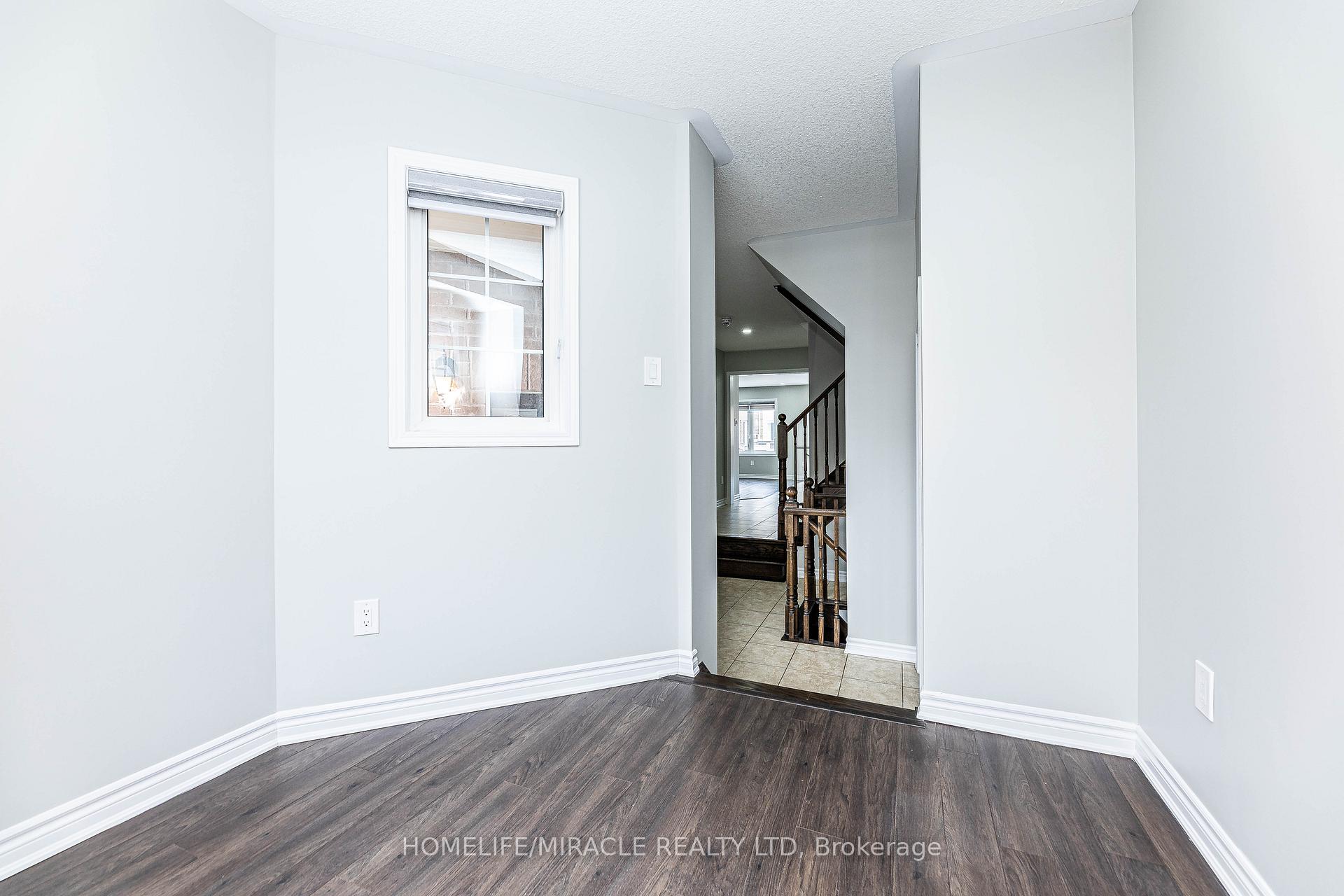 Photo 9 of 1633 Clitherow Street, Milton, Ford — HOMEH
