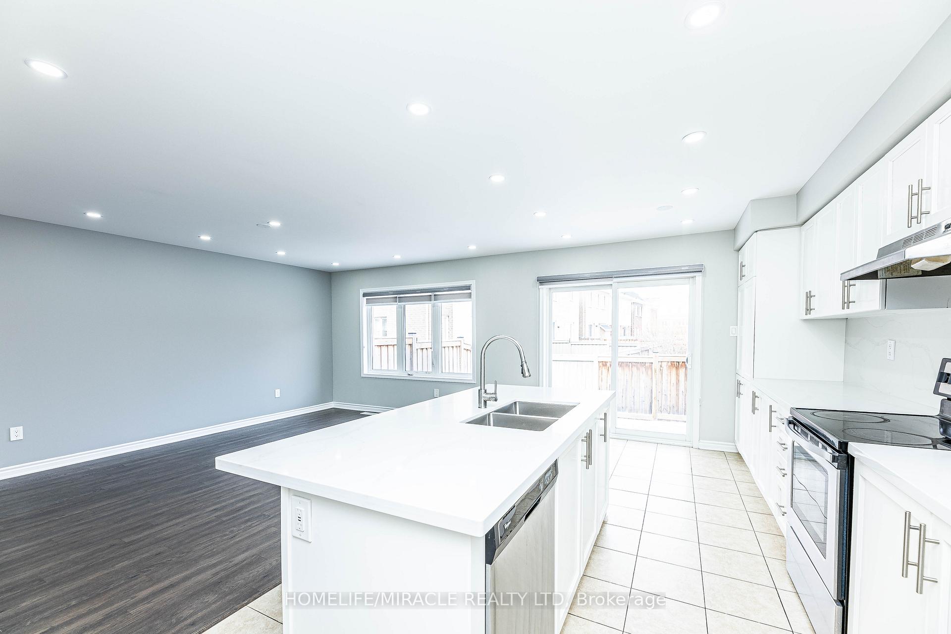 Photo 17 of 1633 Clitherow Street, Milton, Ford — HOMEH