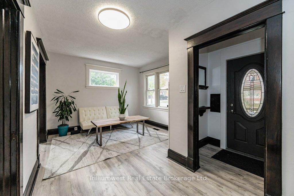 Photo 4 of 48 Troy Street, Kitchener — HOMEH