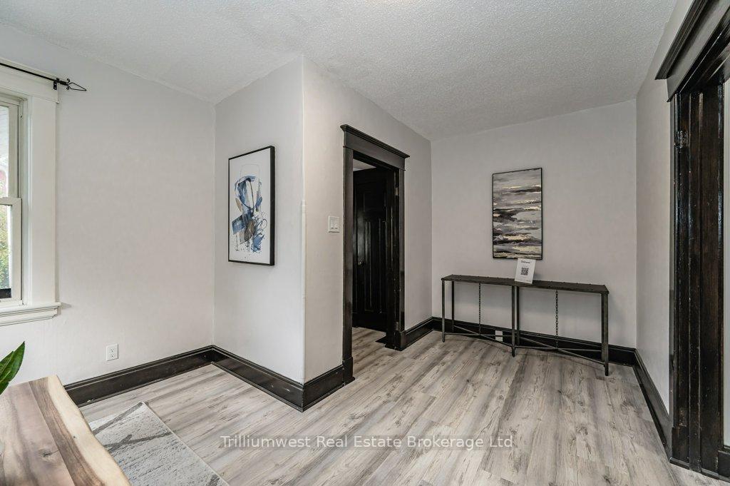 Photo 5 of 48 Troy Street, Kitchener — HOMEH