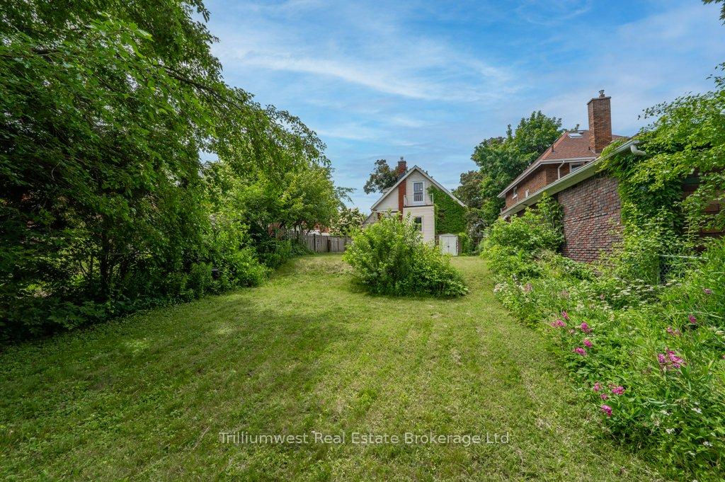Photo 19 of 48 Troy Street, Kitchener — HOMEH