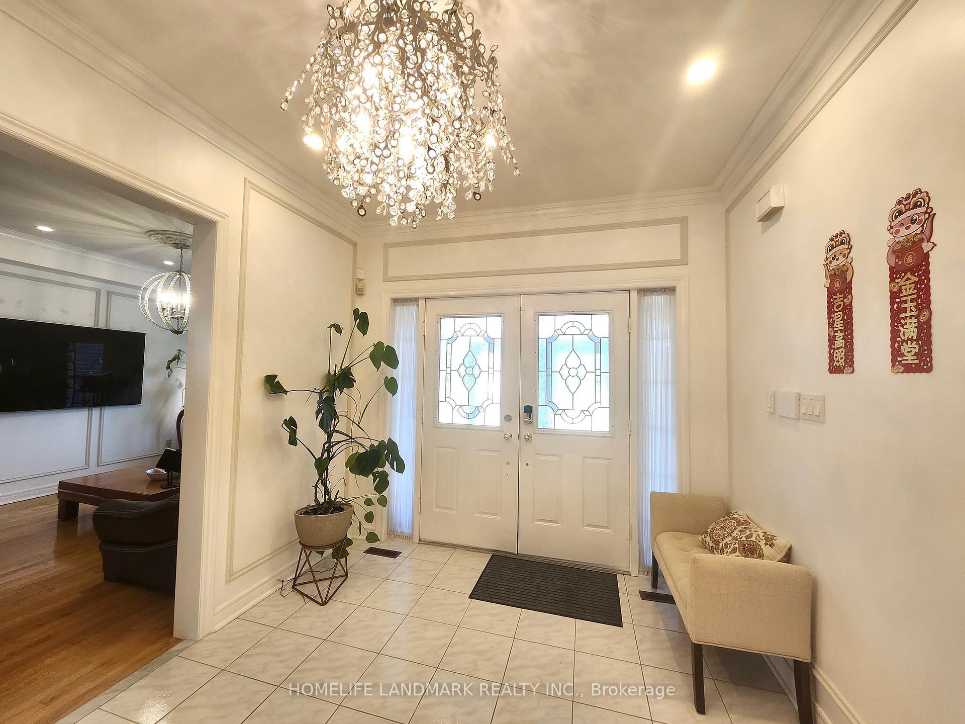 Photo 3 of 6 Holmesdale Drive, Markham, Cachet — HOMEH
