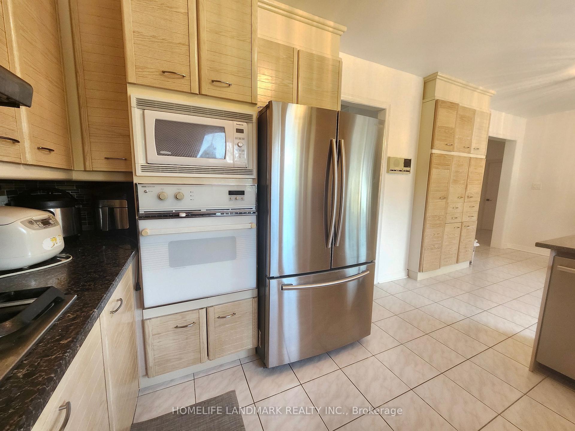 Photo 7 of 6 Holmesdale Drive, Markham, Cachet — HOMEH