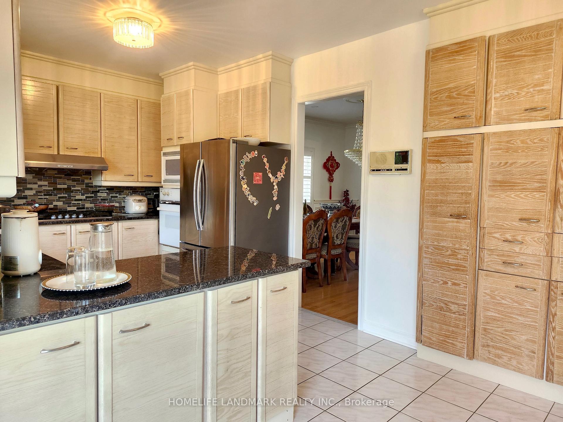 Photo 8 of 6 Holmesdale Drive, Markham, Cachet — HOMEH
