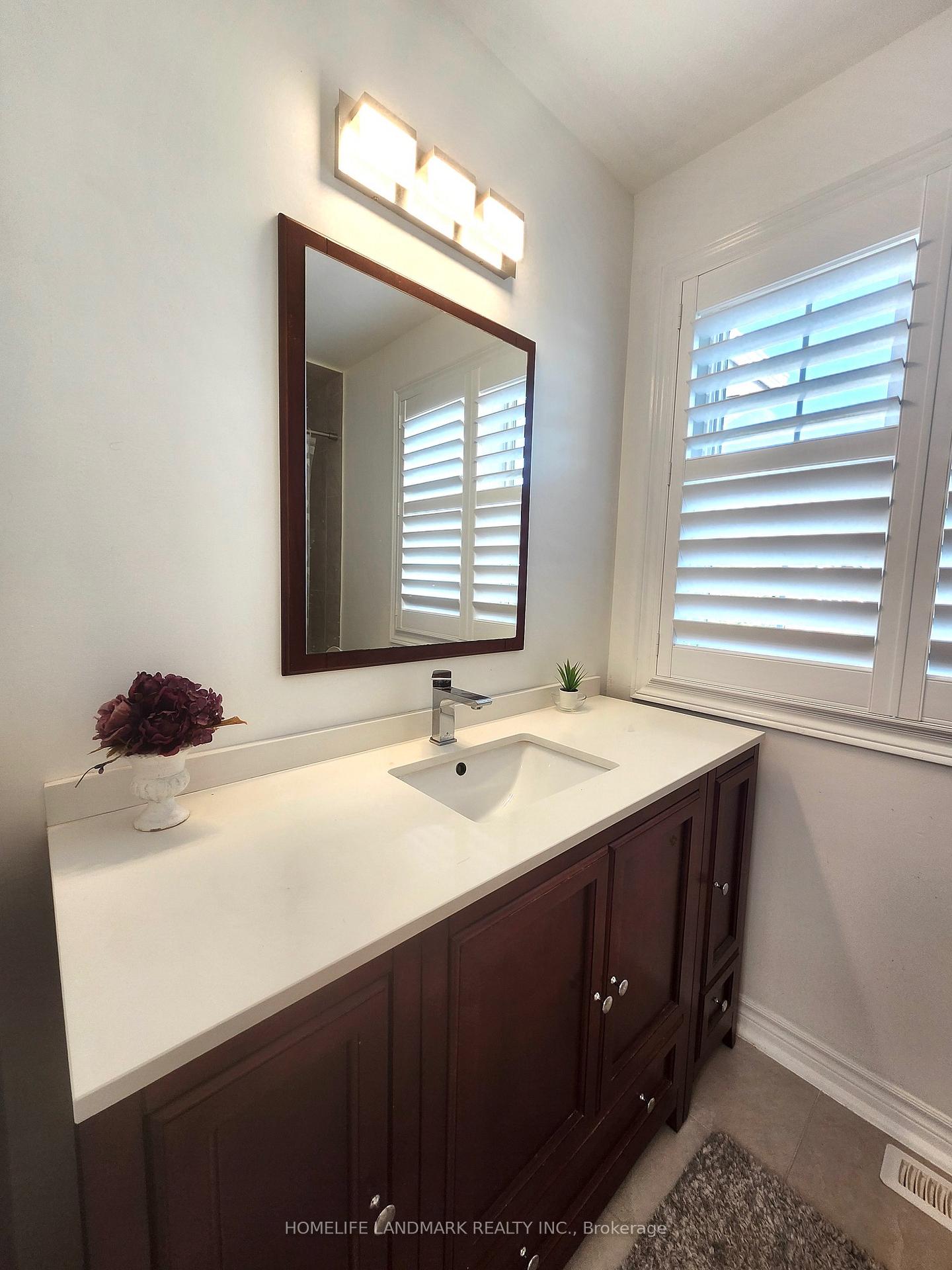 Photo 12 of 6 Holmesdale Drive, Markham, Cachet — HOMEH