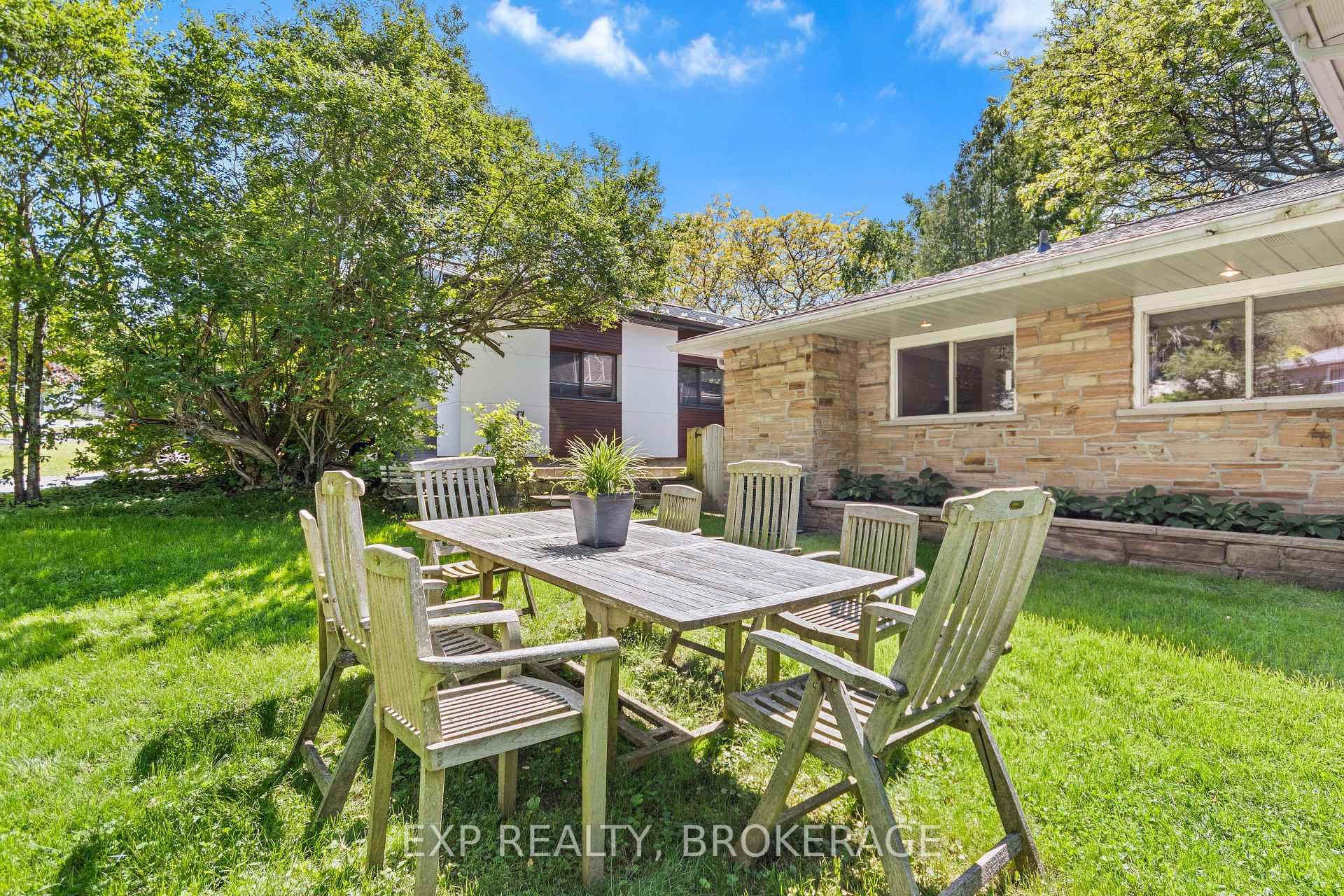 Photo 4 of 197 Fairway Hill Crescent, Kingston, Central City West — HOMEH