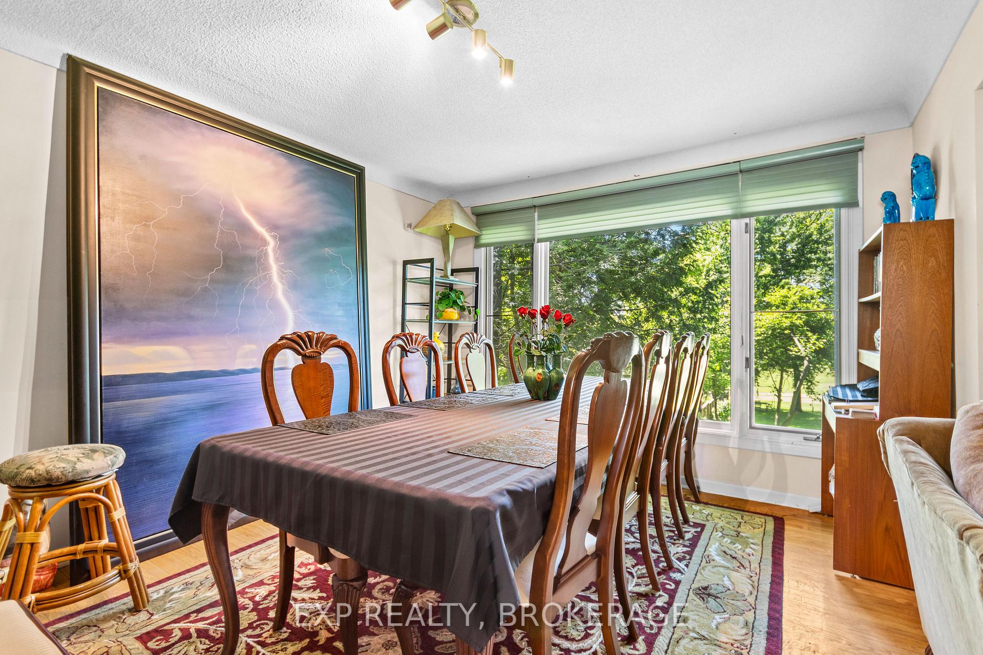 Photo 9 of 197 Fairway Hill Crescent, Kingston, Central City West — HOMEH