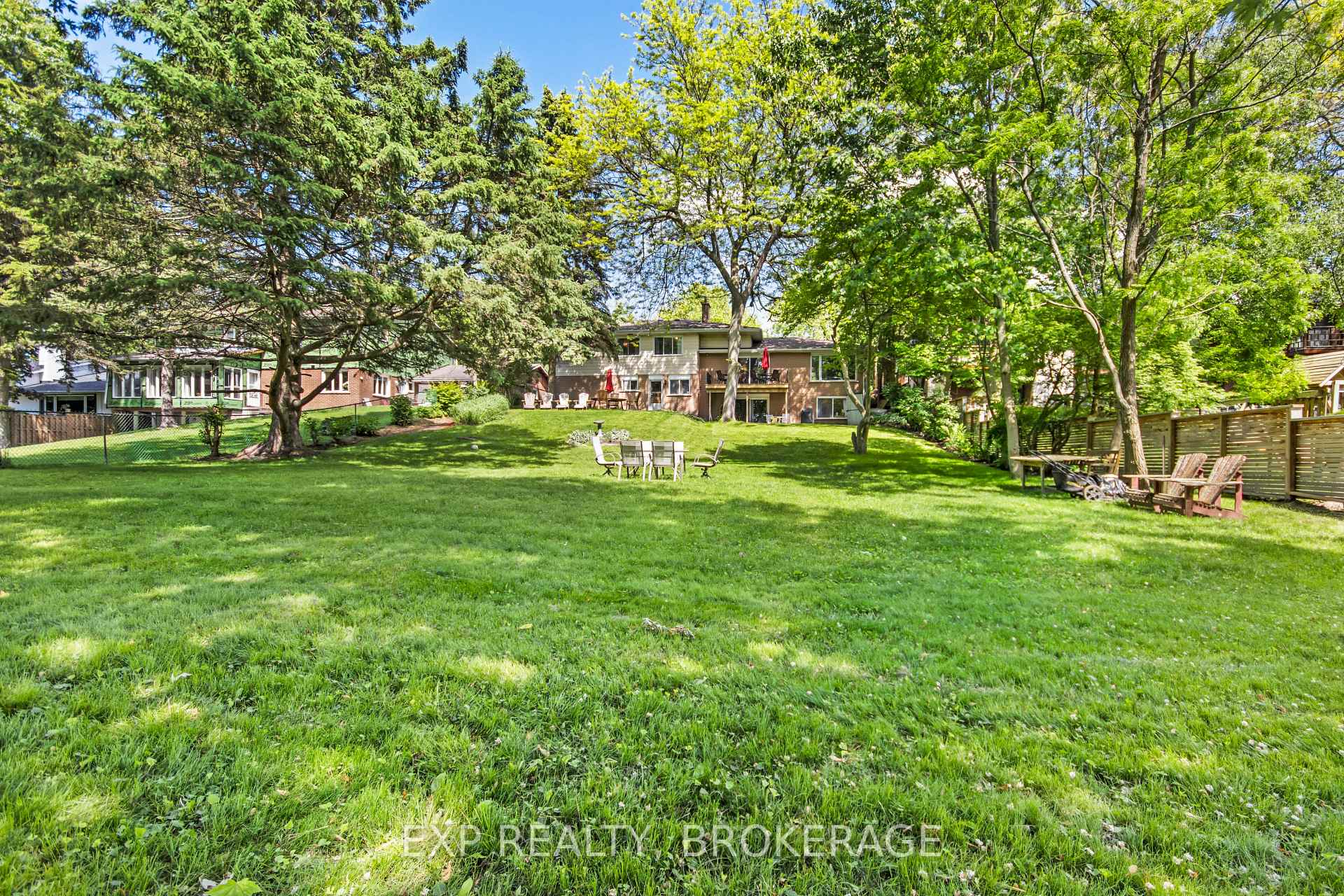 Photo 41 of 197 Fairway Hill Crescent, Kingston, Central City West — HOMEH