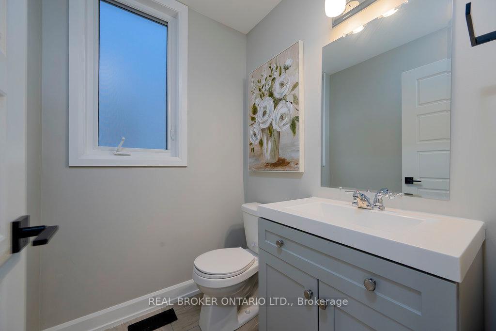 Photo 19 of 215 Hibernian Walk, Ottawa, Kanata - Emerald Meadows/Trailwest — HOMEH