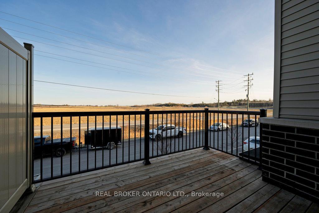 Photo 20 of 215 Hibernian Walk, Ottawa, Kanata - Emerald Meadows/Trailwest — HOMEH