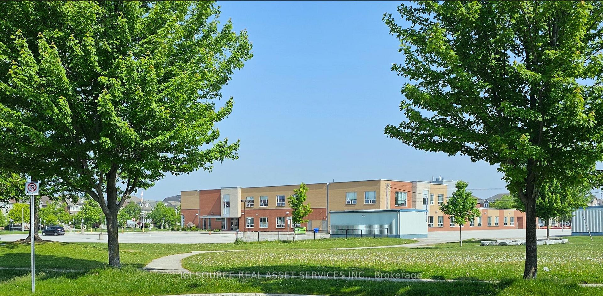 Photo 2 of Unit Basement, 91 Northvale Road, Markham, Cornell — HOMEH