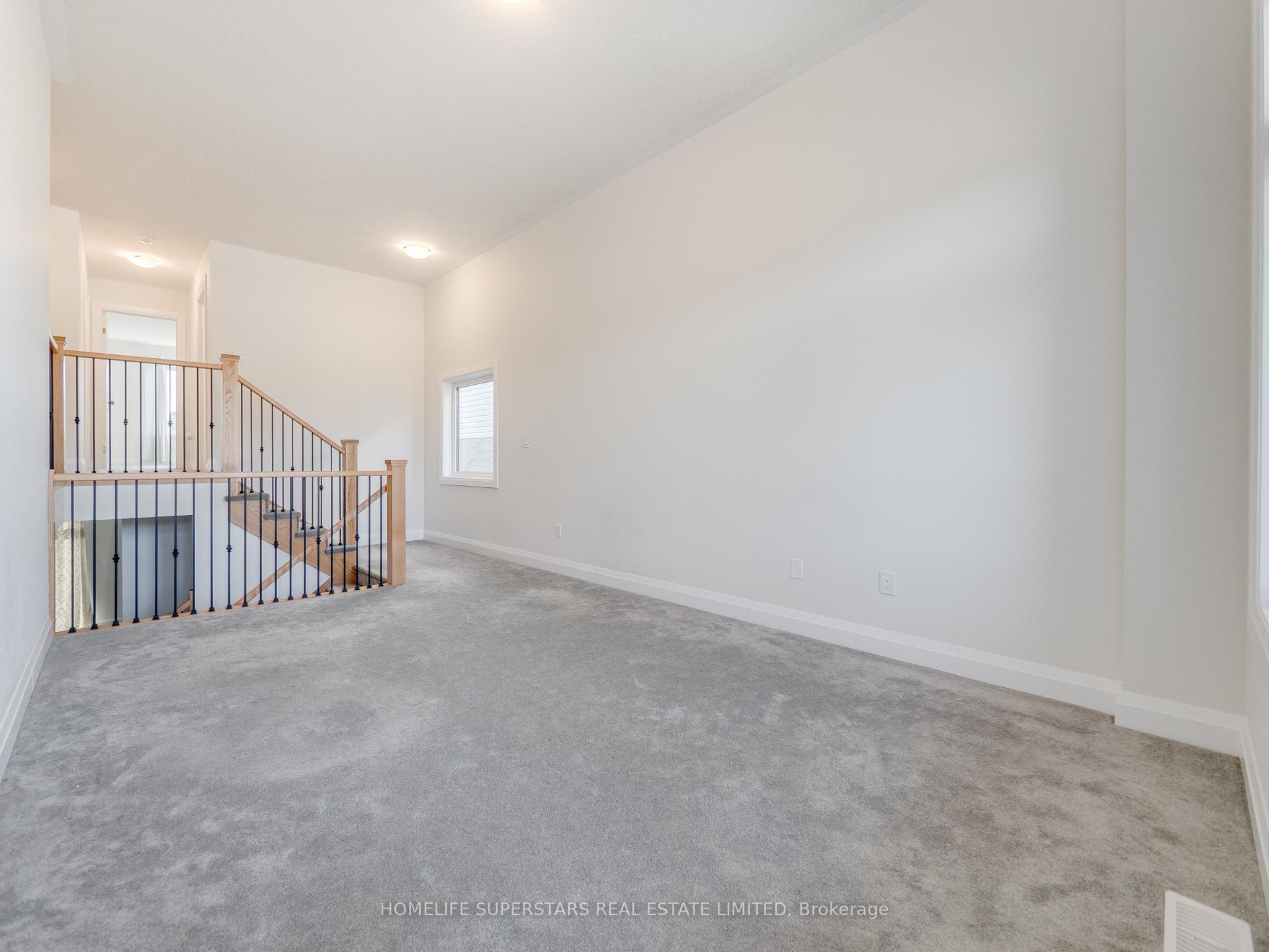 Photo 21 of 645 Benninger Drive, Kitchener — HOMEH