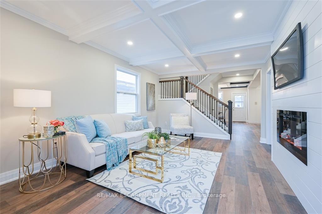 Photo 11 of Unit UPPER  UNIT, 180 Tolton Avenue, Hamilton, Normanhurst — HOMEH