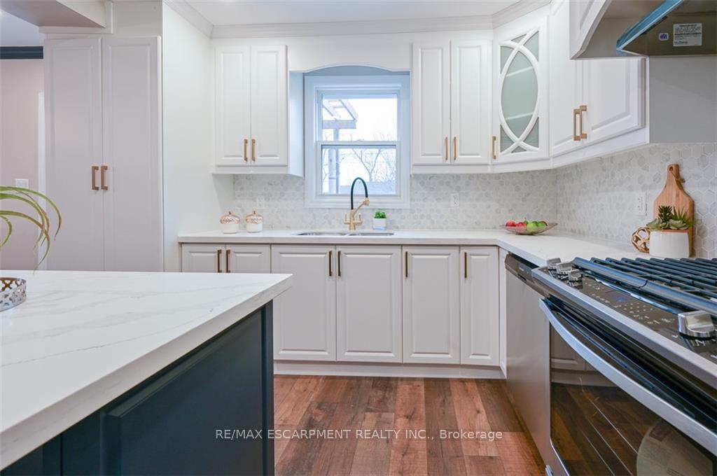Photo 13 of Unit UPPER  UNIT, 180 Tolton Avenue, Hamilton, Normanhurst — HOMEH