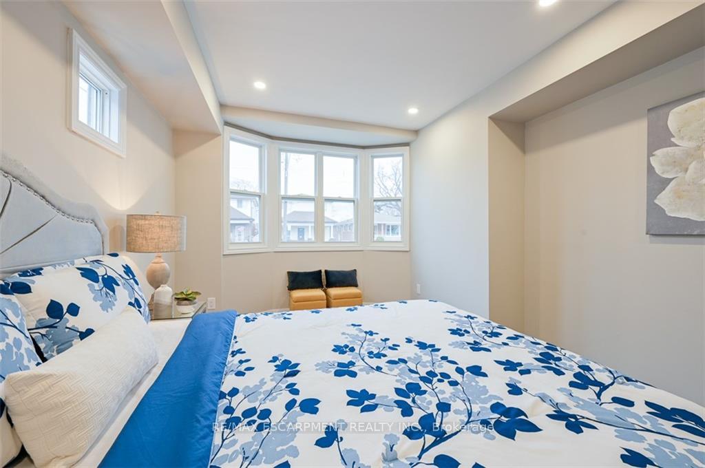 Photo 18 of Unit UPPER  UNIT, 180 Tolton Avenue, Hamilton, Normanhurst — HOMEH
