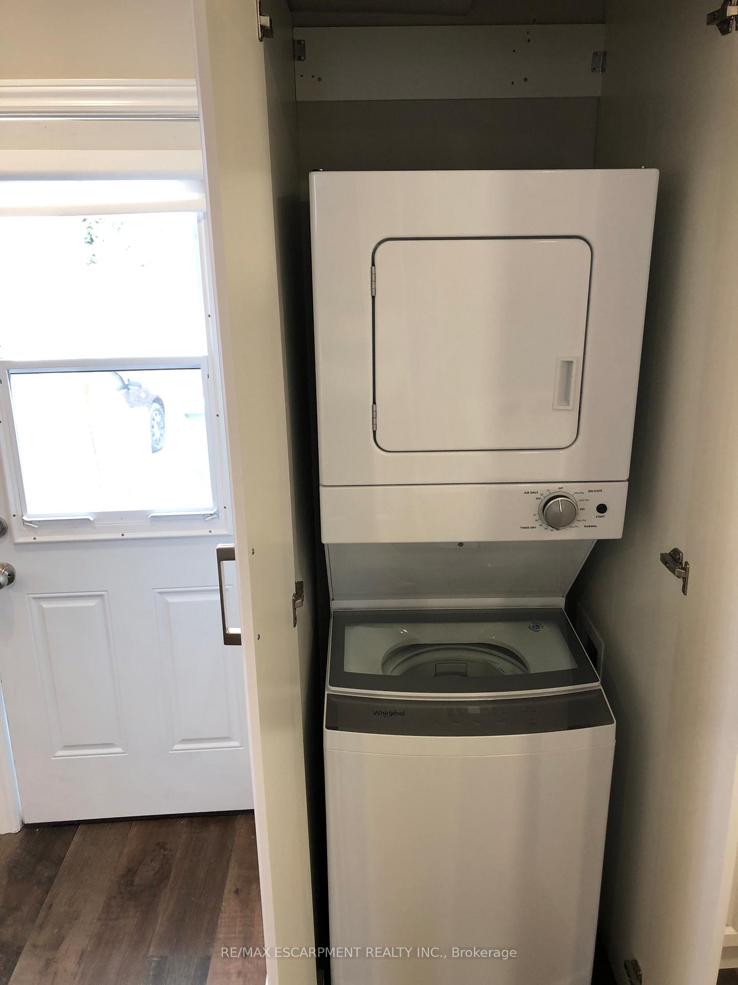 Photo 31 of Unit UPPER  UNIT, 180 Tolton Avenue, Hamilton, Normanhurst — HOMEH