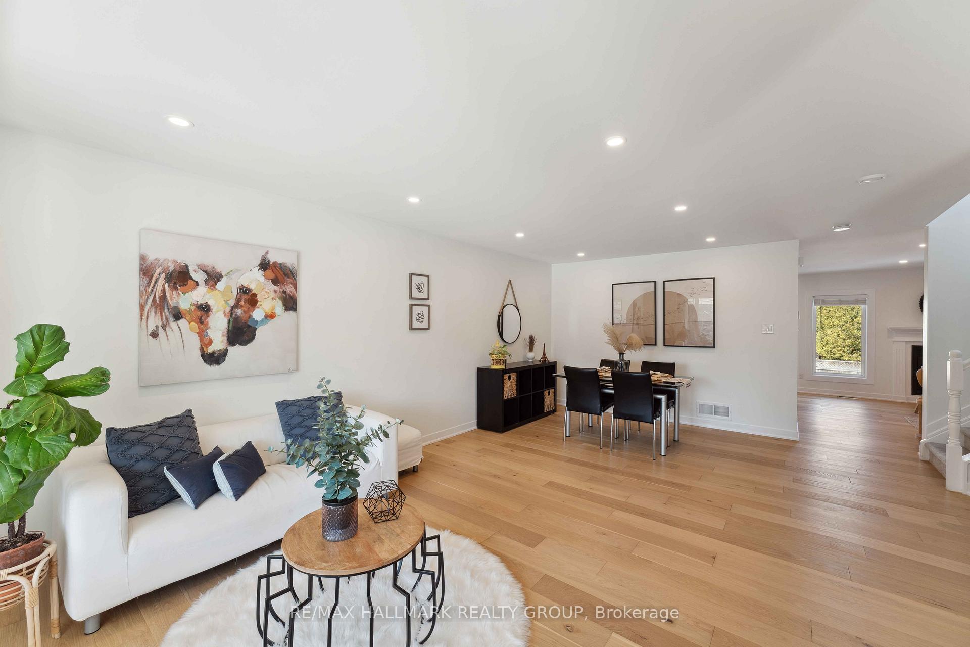 Photo 2 of 1168 Halton Terrace, Ottawa, Kanata - Morgan's Grant/South March — HOMEH