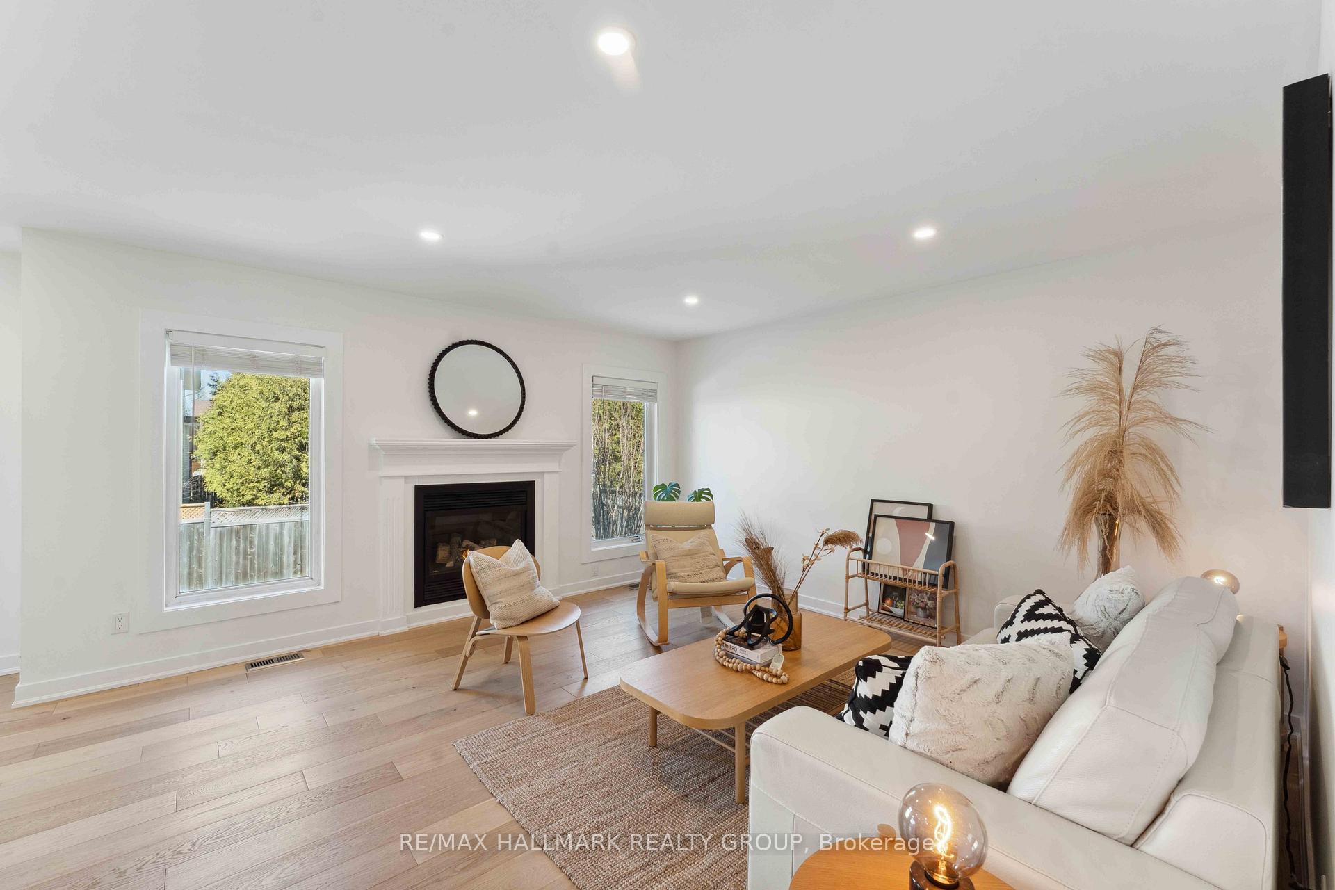 Photo 5 of 1168 Halton Terrace, Ottawa, Kanata - Morgan's Grant/South March — HOMEH