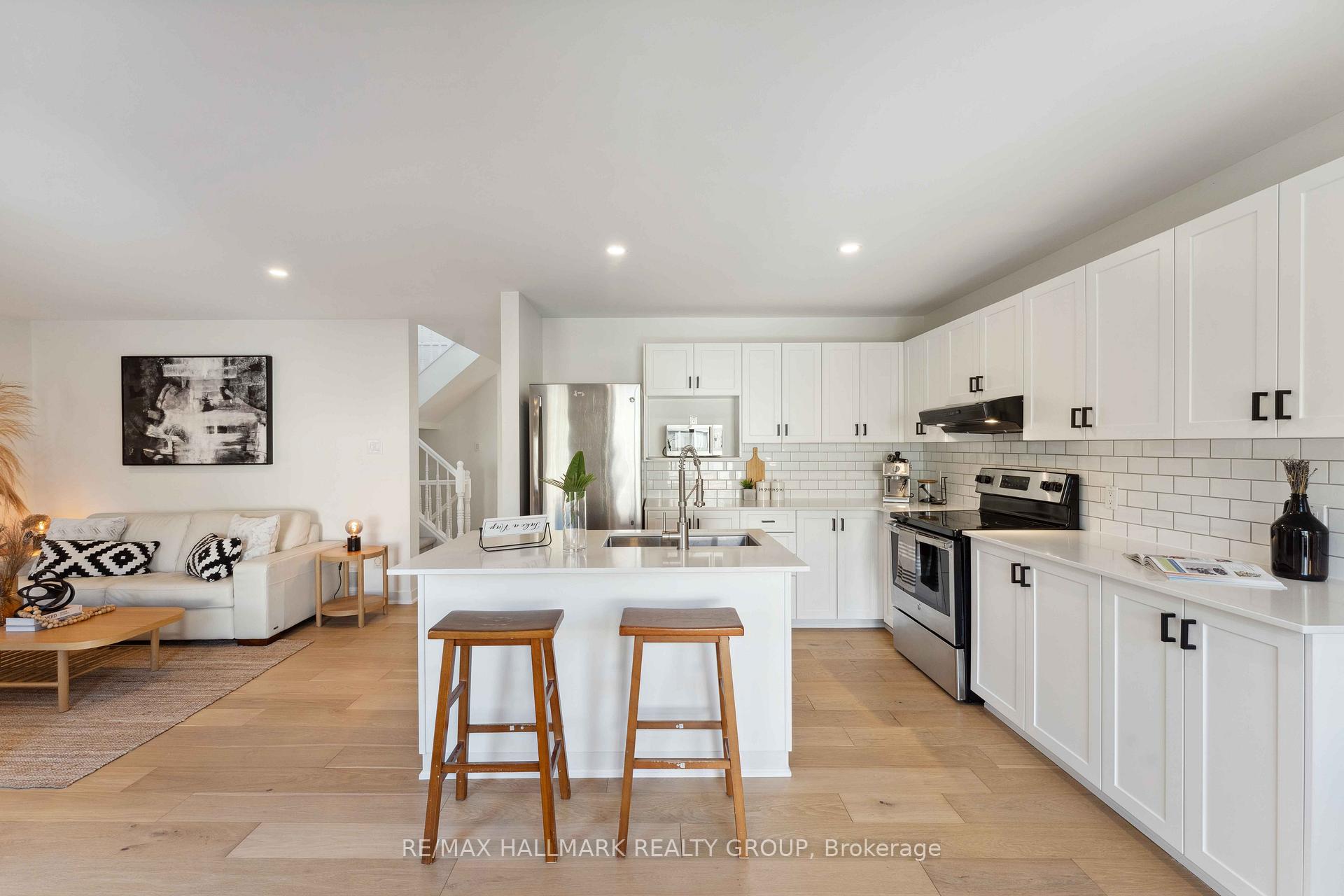 Photo 12 of 1168 Halton Terrace, Ottawa, Kanata - Morgan's Grant/South March — HOMEH