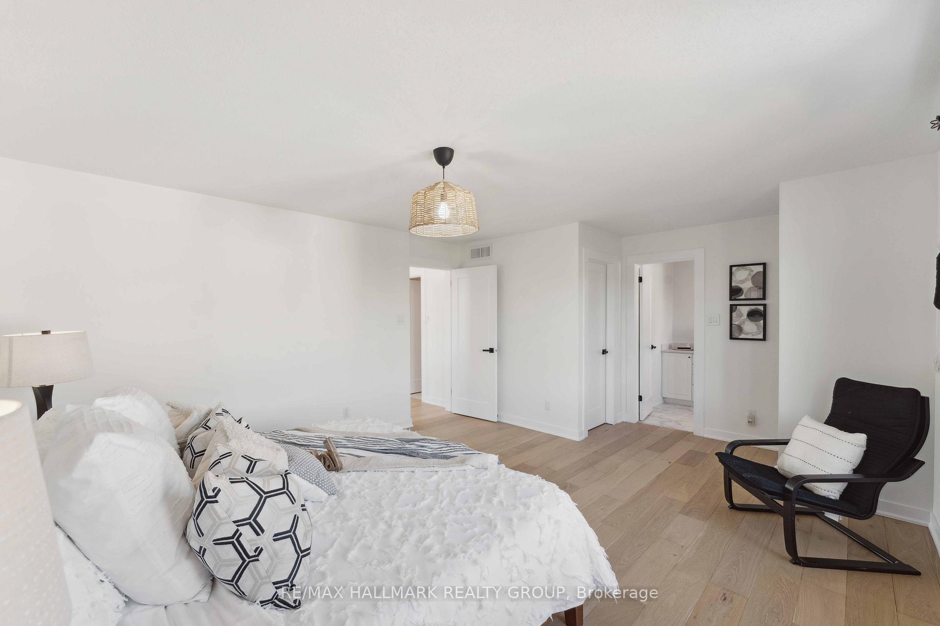 Photo 19 of 1168 Halton Terrace, Ottawa, Kanata - Morgan's Grant/South March — HOMEH