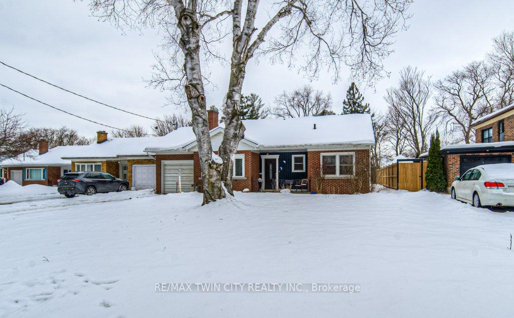 Photo 3 of 255 Bedford Road, Kitchener — HOMEH
