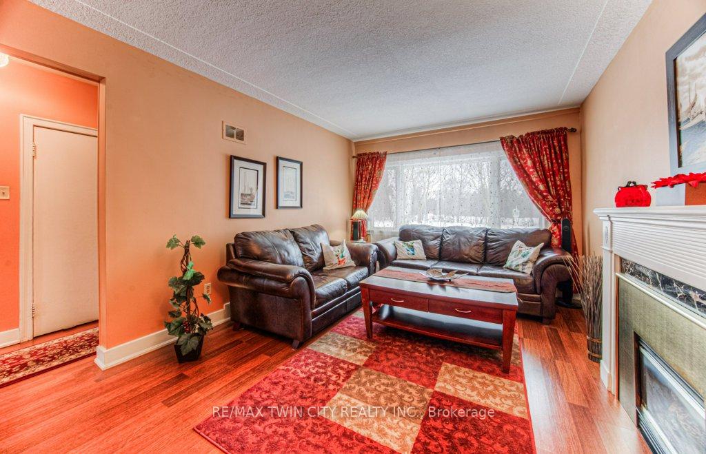 Photo 6 of 255 Bedford Road, Kitchener — HOMEH