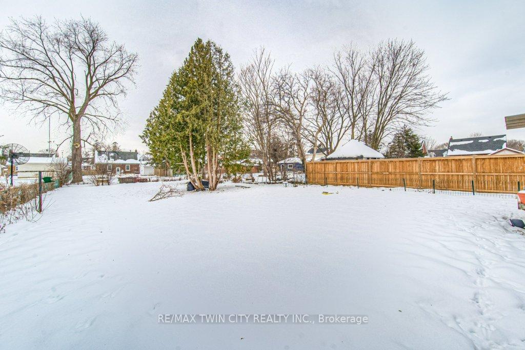 Photo 25 of 255 Bedford Road, Kitchener — HOMEH