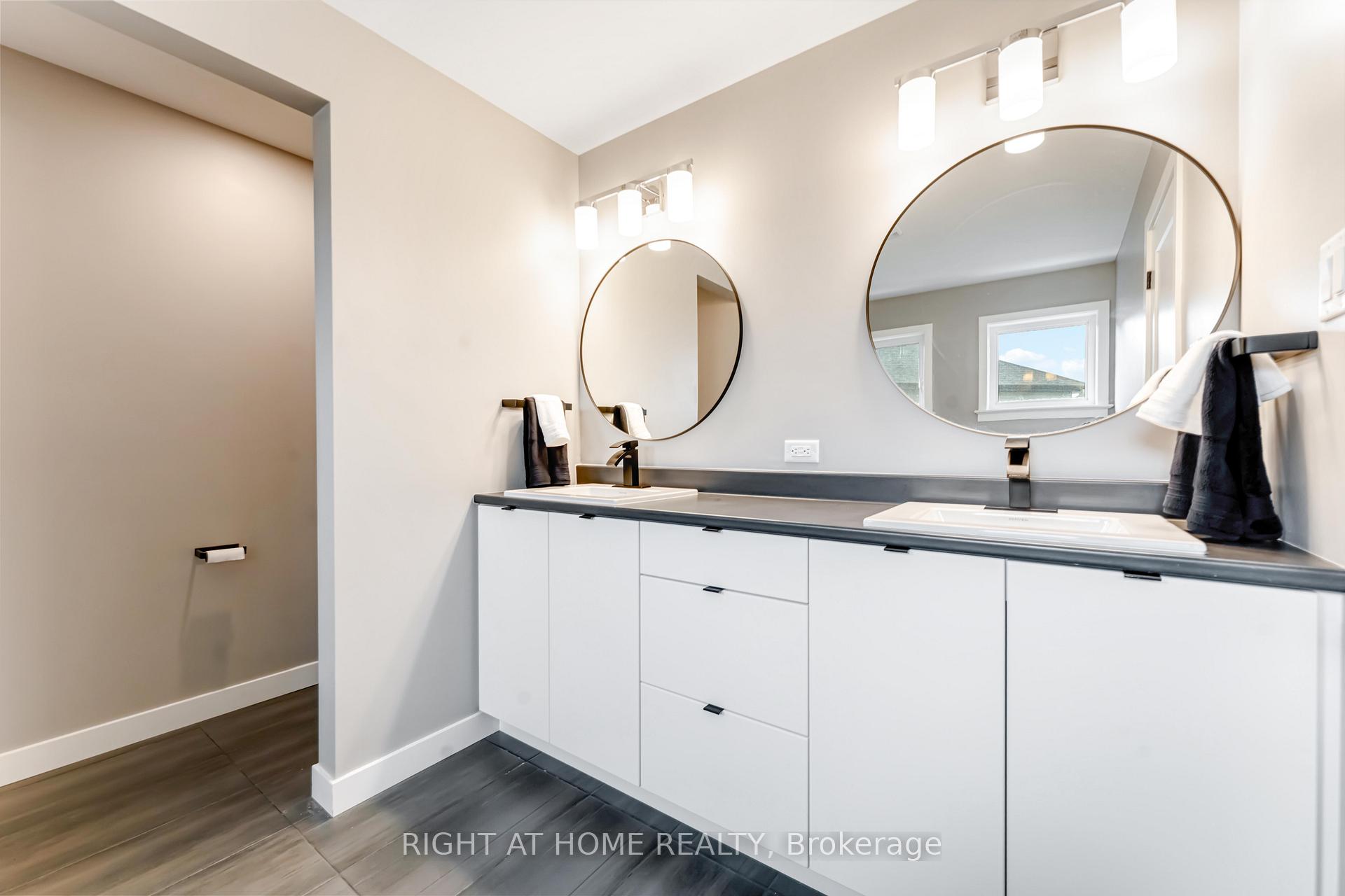 Photo 20 of 422 Gidran Circle, Ottawa, Kanata - Emerald Meadows/Trailwest — HOMEH