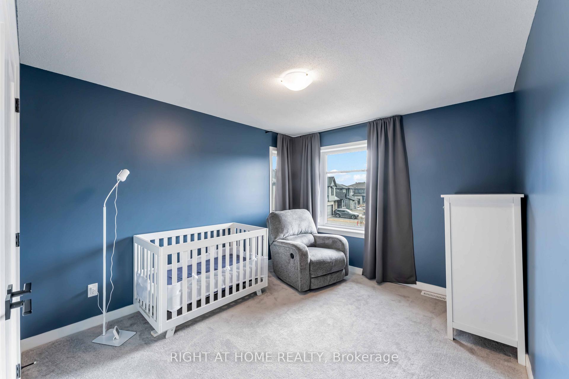 Photo 23 of 422 Gidran Circle, Ottawa, Kanata - Emerald Meadows/Trailwest — HOMEH