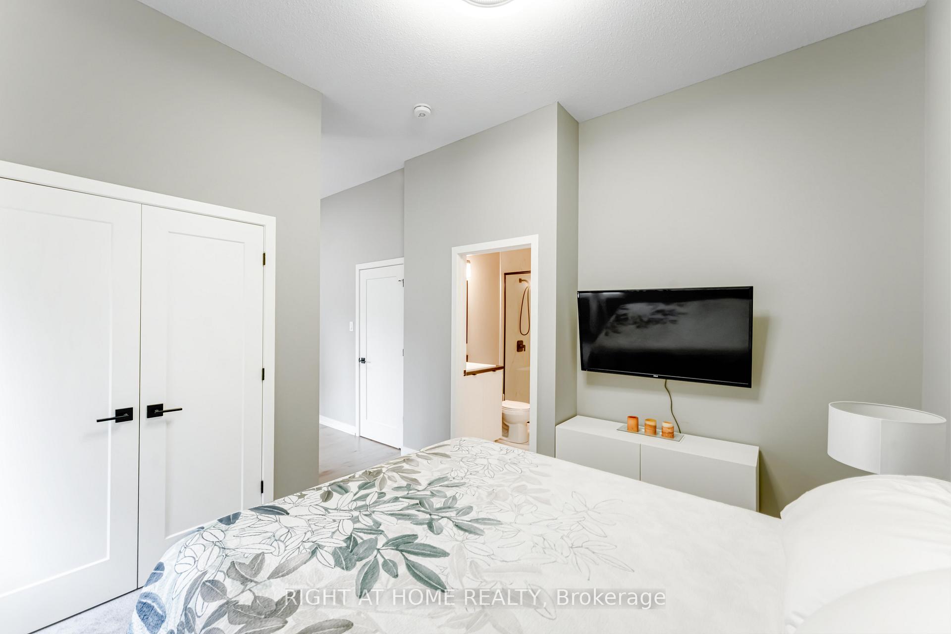 Photo 34 of 422 Gidran Circle, Ottawa, Kanata - Emerald Meadows/Trailwest — HOMEH