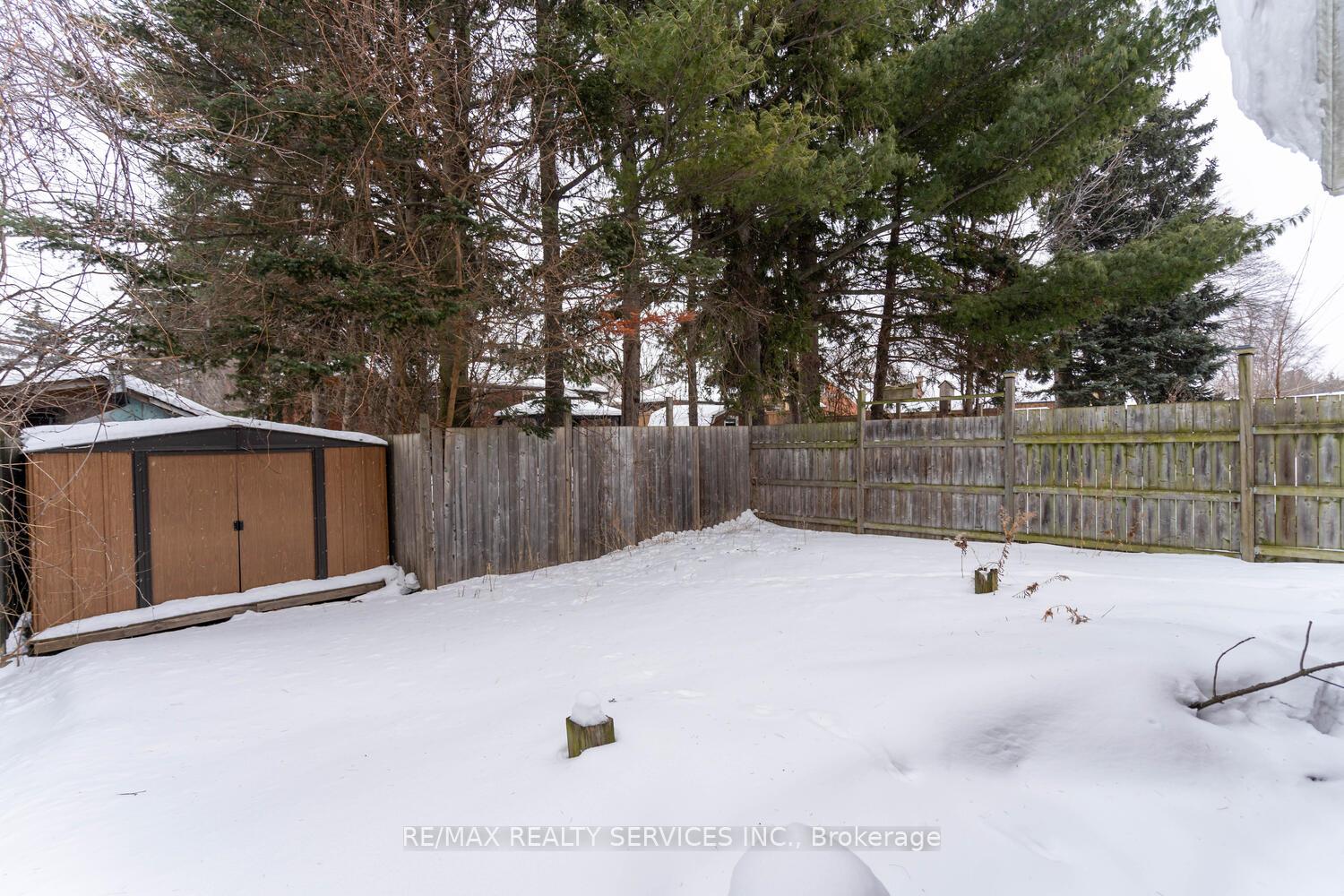 Photo 40 of 32 Obermeyer Drive, Kitchener — HOMEH