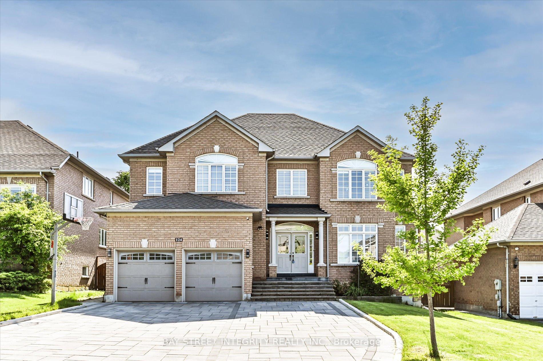 Front of 124 Spring Blossom Crescent