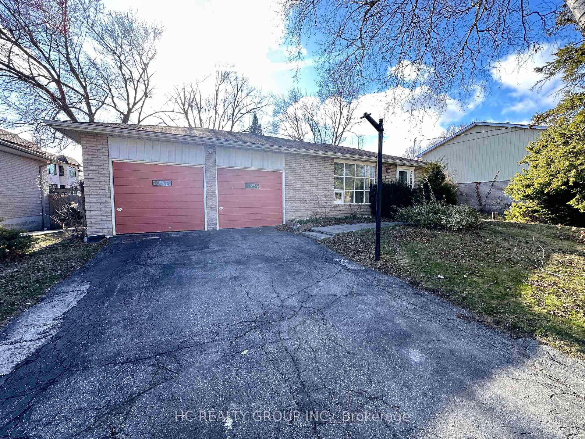 Photo 1 of 32 Sciberras Road, Markham, Unionville — HOMEH